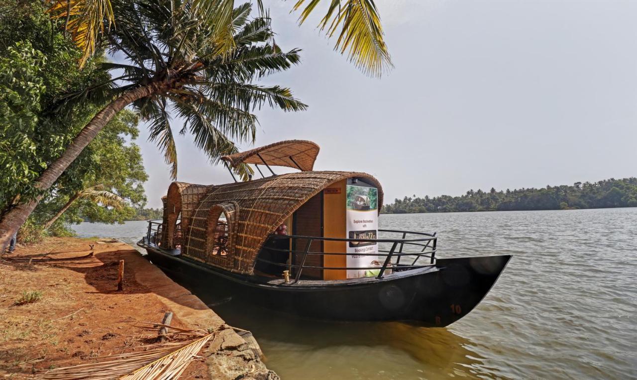 Treebo Tryst Vakkom Palazzo Hotel Varkala Exterior photo