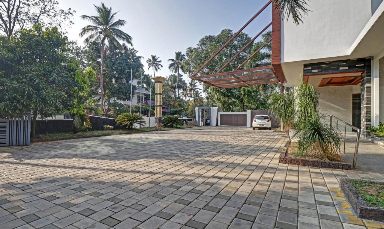 Treebo Tryst Vakkom Palazzo Hotel Varkala Exterior photo